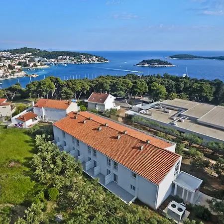 Apartment Violeta Hvar