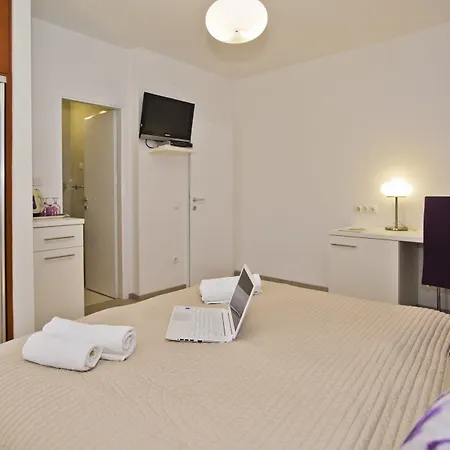 Violeta Hvar Hvar Town