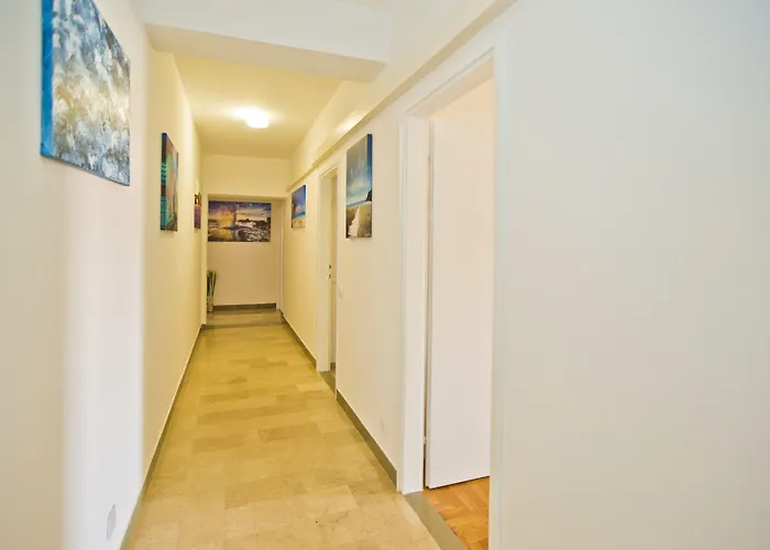 Apartment Violeta Hvar