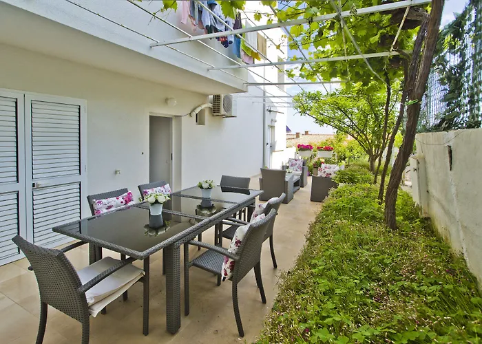 Violeta Hvar Apartment *