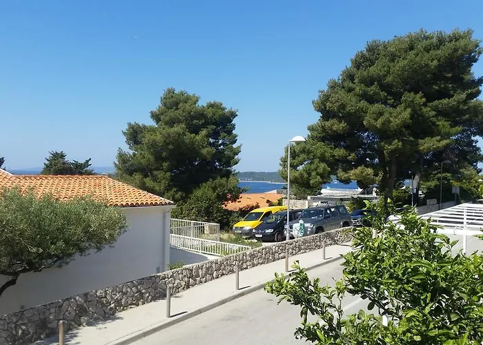 Violeta Hvar * Hvar Town